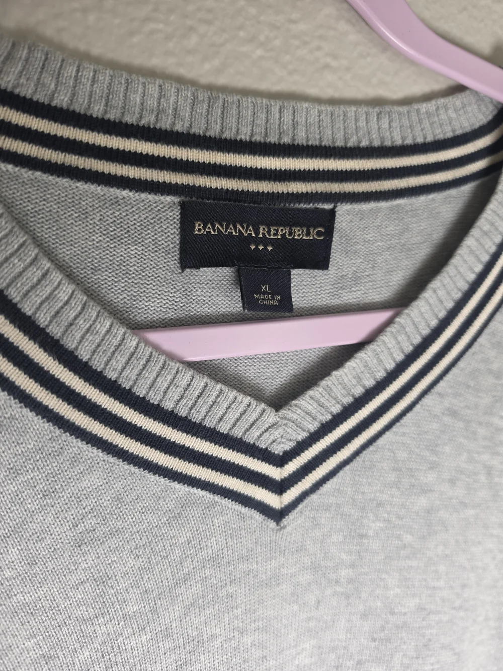 Banana Republic Light Gray V-Neck Sweater with Navy Trim